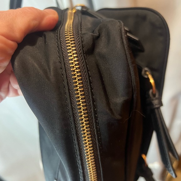 Marc Jacobs Black Small Messenger Bag - Picture 8 of 12